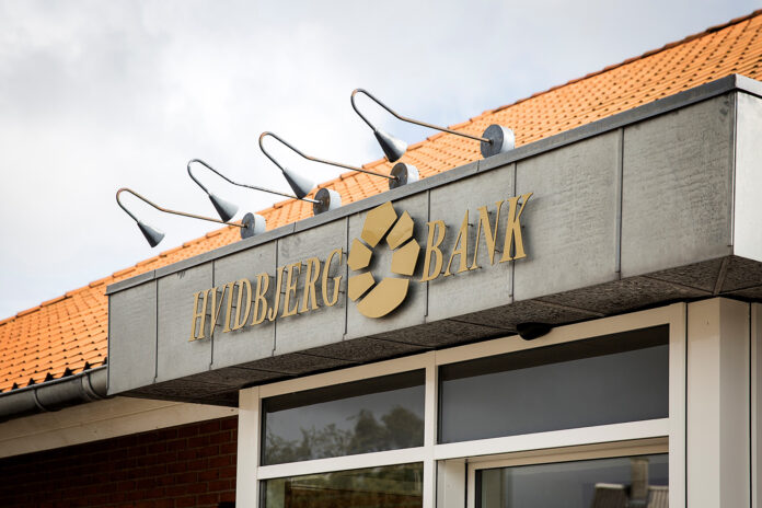 Struer Nyheder Hvidbjerg Bank facade i Hvidbjerg